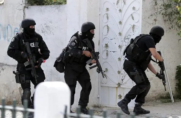 Las Fuerzas De Seguridad Y El Centro Antiterrorista Exigir N A Las Redes Sociales Colaborar Contra Los Disturbios Y Saqueos